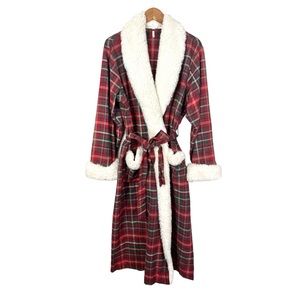 Pottery Barn Lynbrook Plaid Robe Size Small/Medium Sherpa Trim Flannel Red Cozy